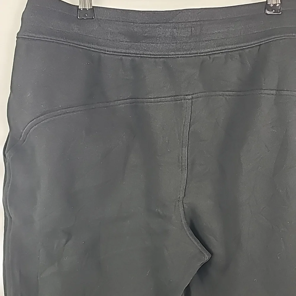 Lululemon Women's Scuba High-Rise Cropped Jogger 23.5" Black Size 12 EUC - Picture 7 of 9